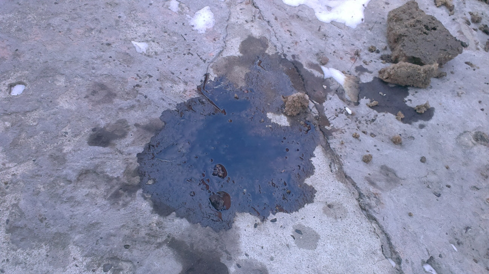 Лопнул масляный поддон, поехали заварим — Volkswagen Jetta IV, 2 л ...