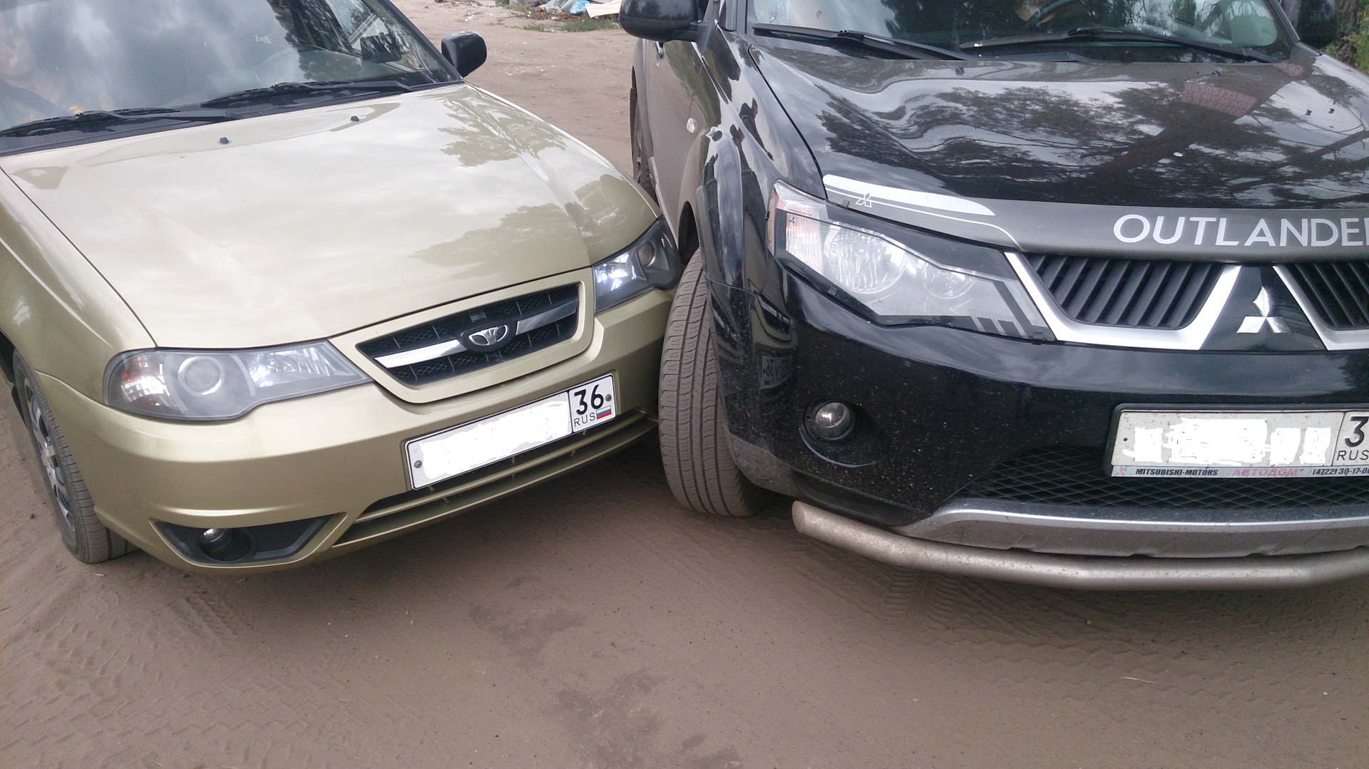 Поцарапали бампер — Daewoo Nexia (N150), 1,6 л, 2010 года | ДТП | DRIVE2