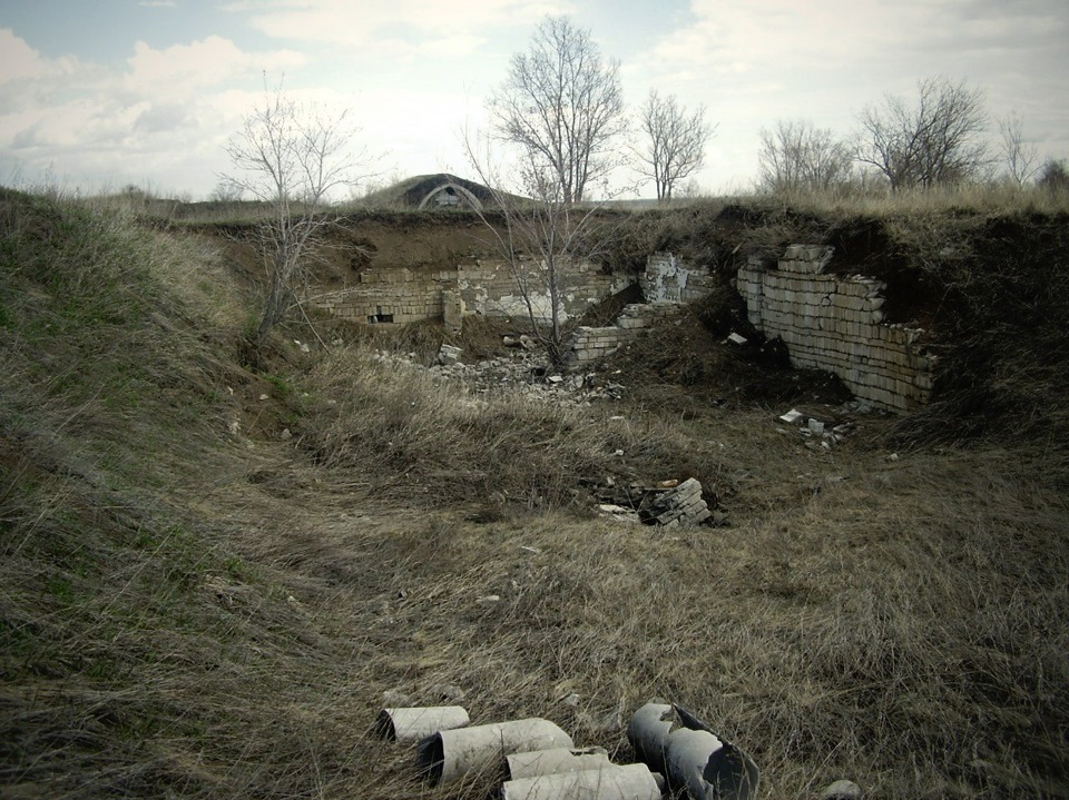 Объект траншея. Капонир 12. В/Ч 97638. Капаниры в старокрестантинове фото.