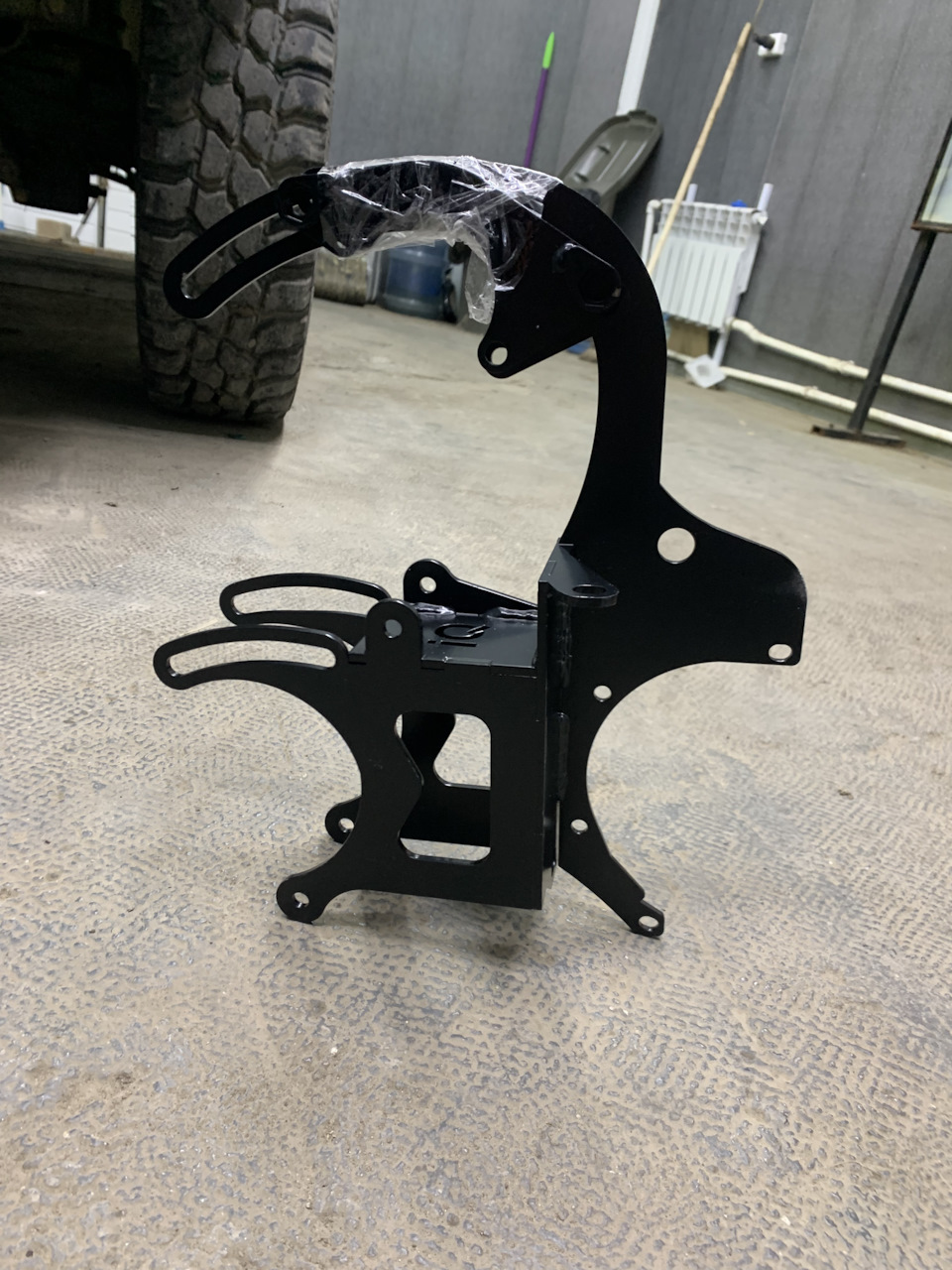 Перенос генератора наверх под гур — Lada 4x4 3D, 1,7 л, 2006 года ...