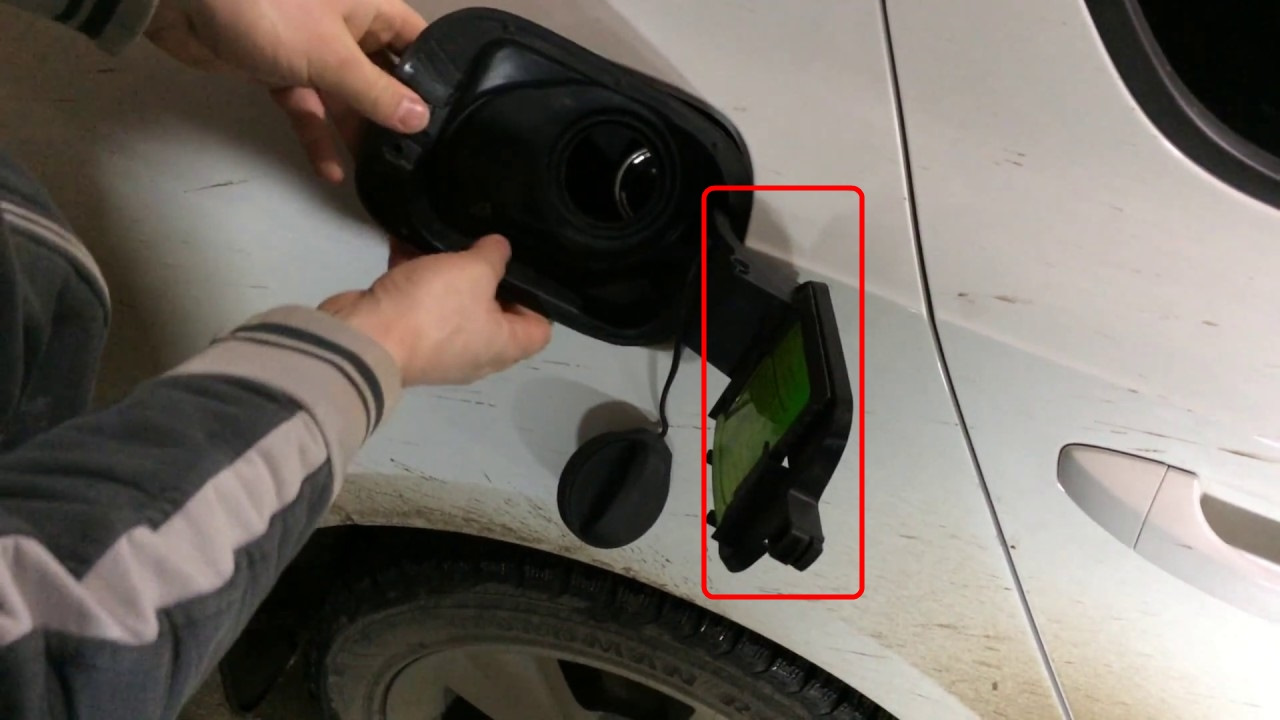 Как снять лючок шкода Лючок бака. Нужен код детали. - Skoda Octavia A7 Mk3, 1,6 л, 2016 года поломка D
