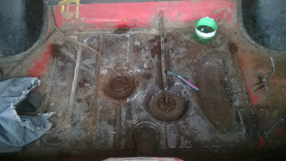 Промывка бензобака и первые признаки жизни — Москвич 2140 SL, 1,5 л ...