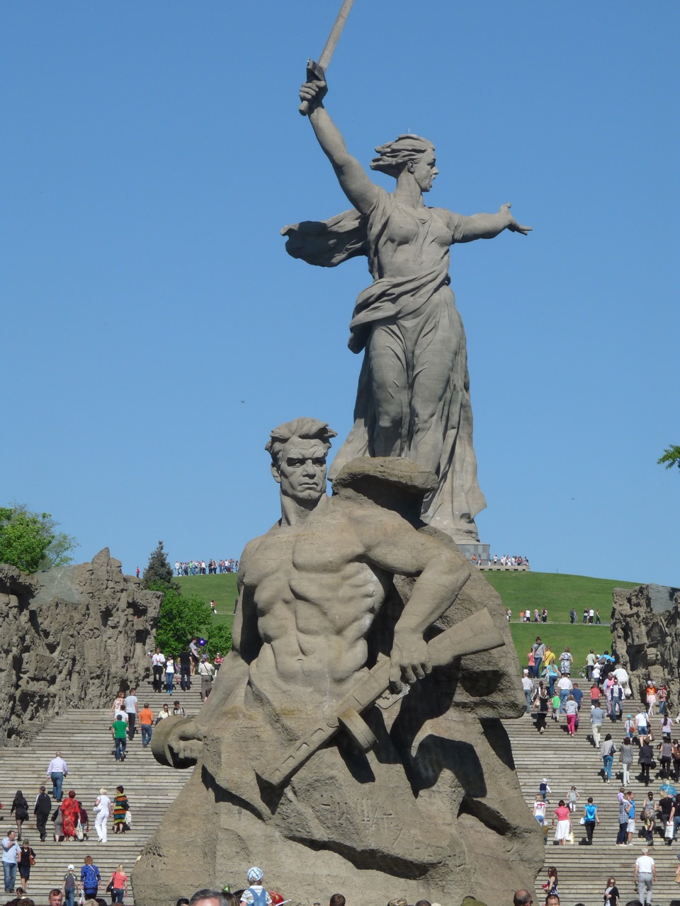 Мероприятия на день победы в волгограде 2024. Волгоград 9 мая 2024 программа мероприятий. Сп волгоград. Лазерное шоу в волгограде на мамаевом кургане сегодня. Волгоград день победы как отмечает.