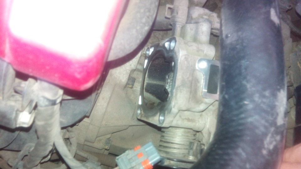 Чистка дроссельной заслонки — KIA Ceed (1G), 1,4 л, 2008 года | своими ...