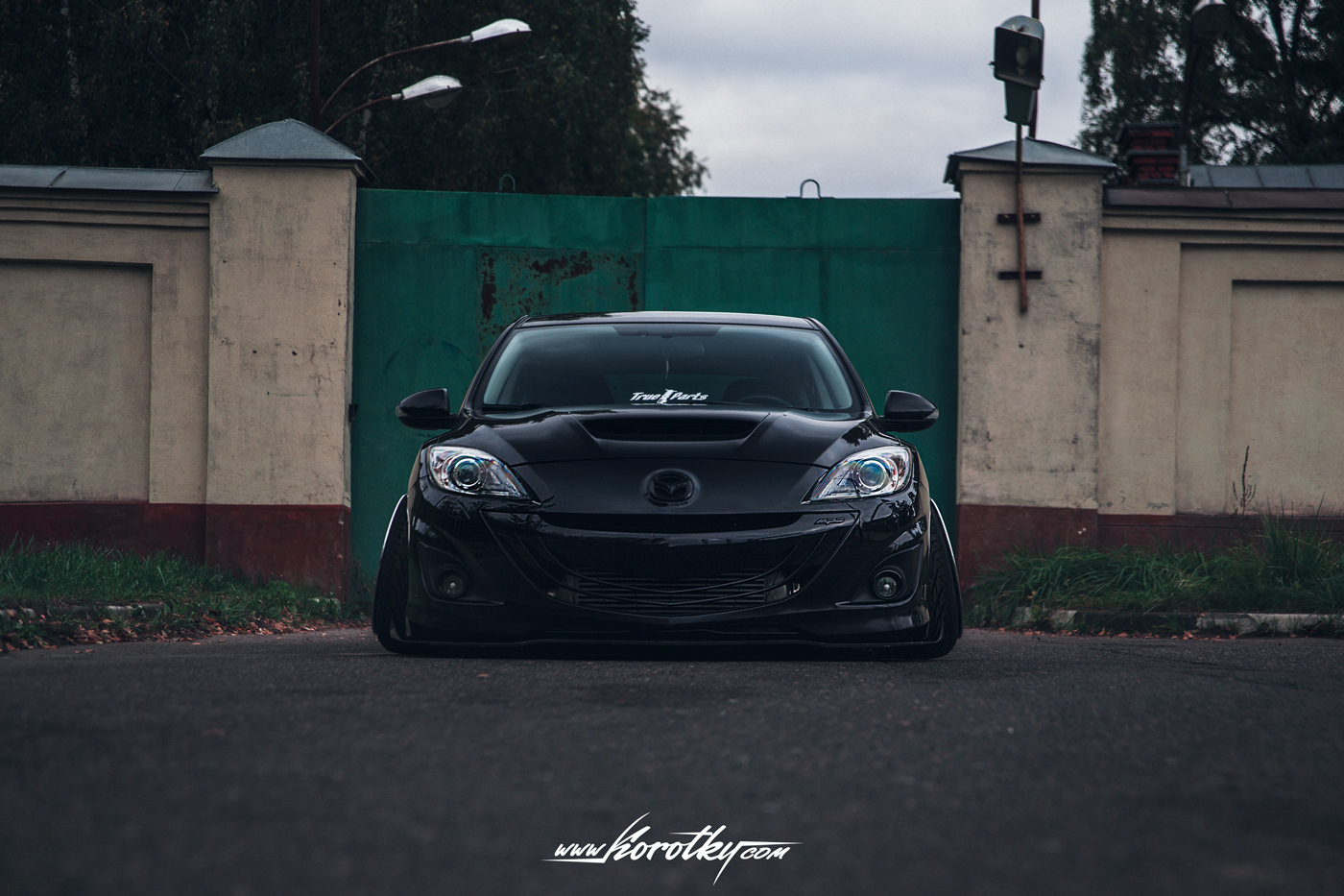 Mazda 3 BL stance