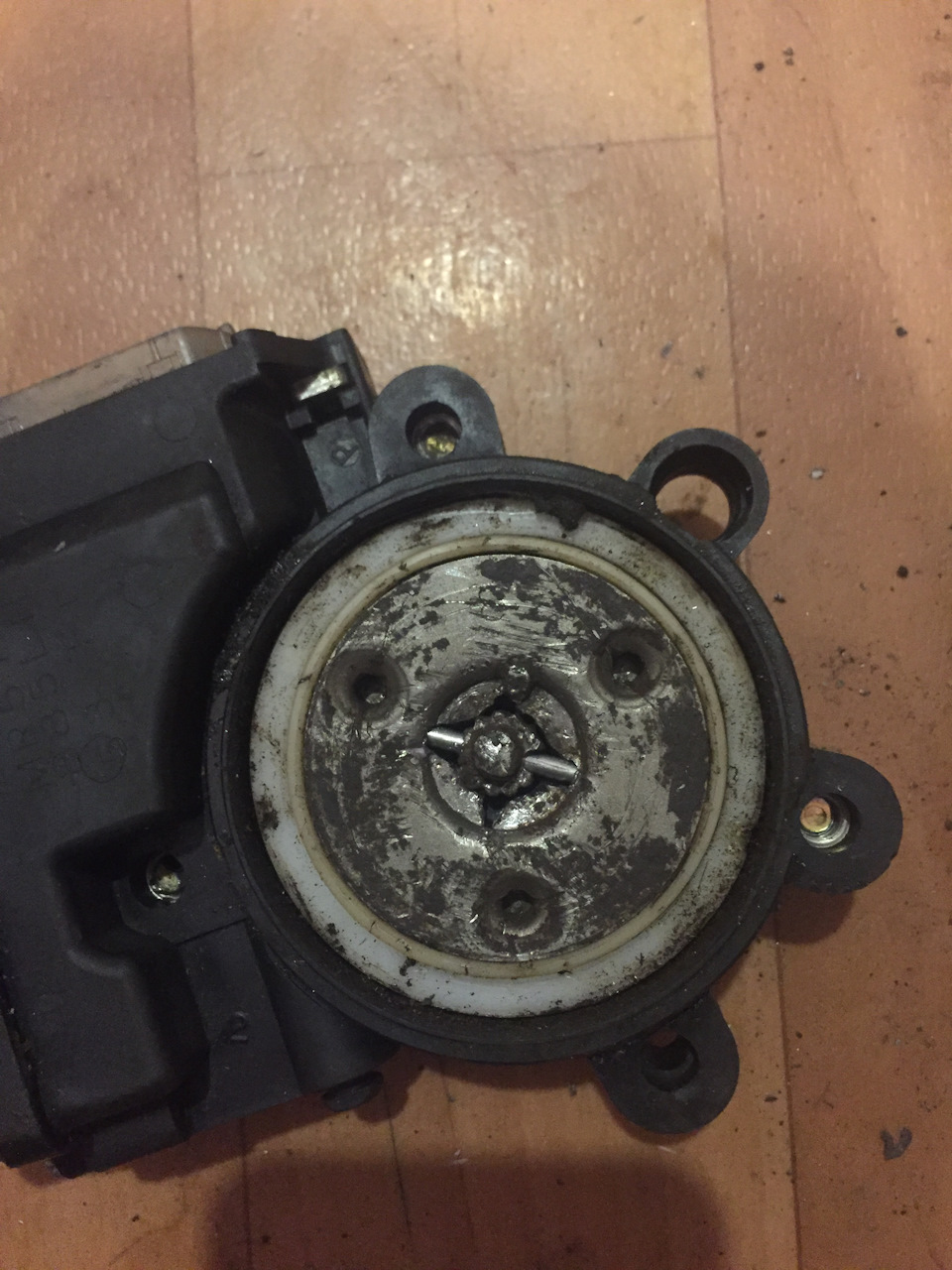 Ремонт стеклоподъёмника Part 2.0 — Mitsubishi Outlander (1G), 2,4 л ...