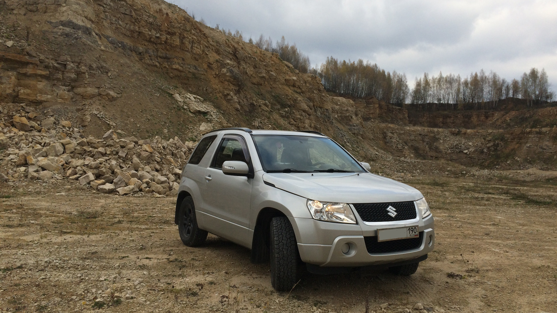 Suzuki Grand Vitara 1 6 3d