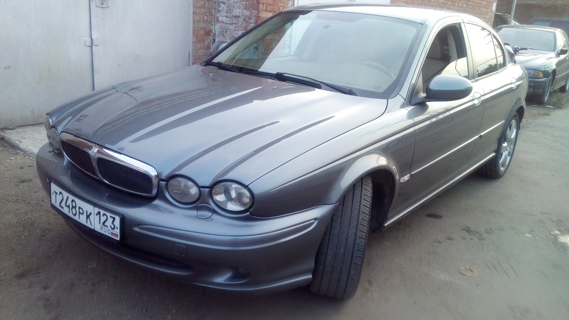 Jaguar X-Type 2.1 бензиновый 2006 | машина сестры на DRIVE2