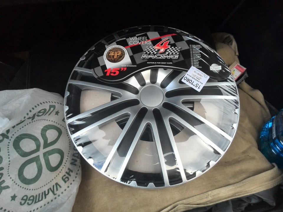 не долго думая купил похожие колпаки и поставил — Chevrolet Lacetti 5D