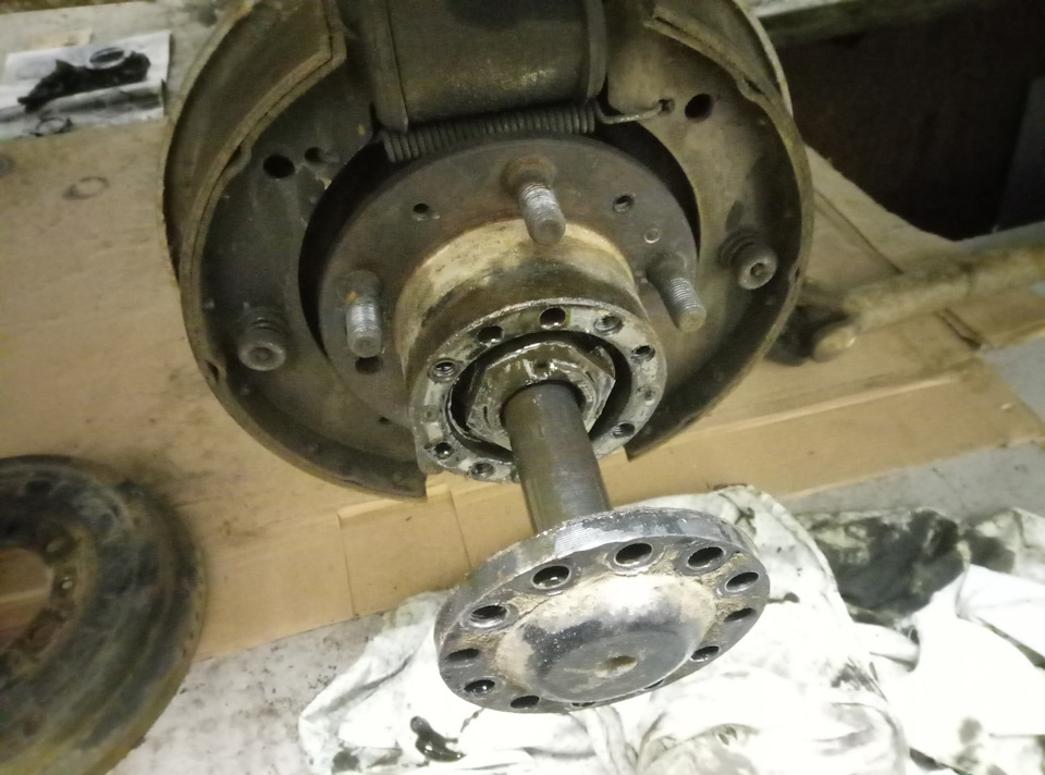 Ревизия ступичных подшипников — УАЗ Patriot, 2,7 л, 2011 года | своими ...
