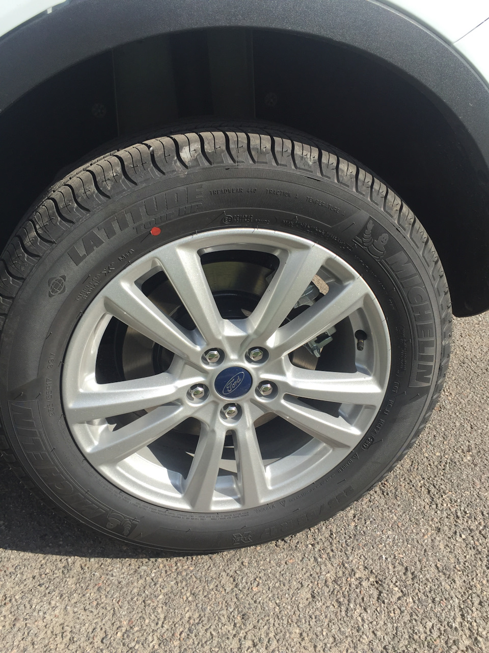 michelin latitude tour hp 235 55 r17 — Ford Kuga (2G), 2,5 л, 2017 года |  шины | DRIVE2