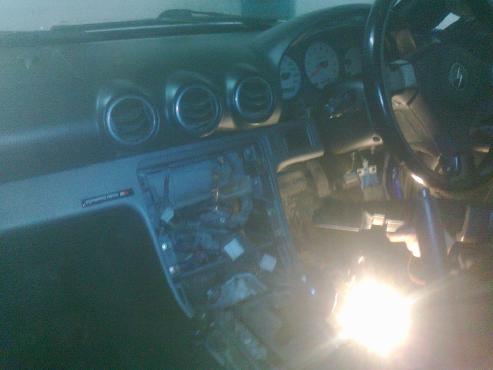 Проклейка торпеды — Nissan Silvia (S15), 2 л, 2000 года | стайлинг | DRIVE2