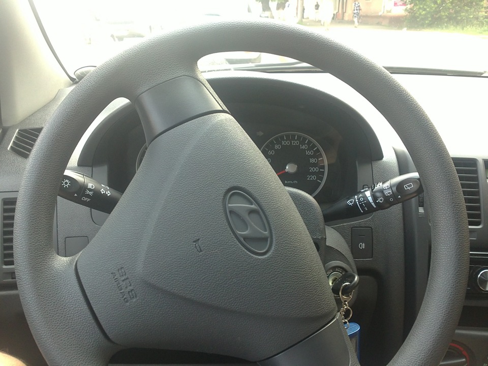 Выключатель стеклоочистителя — Hyundai Getz, 1,4 л, 2010 года ...