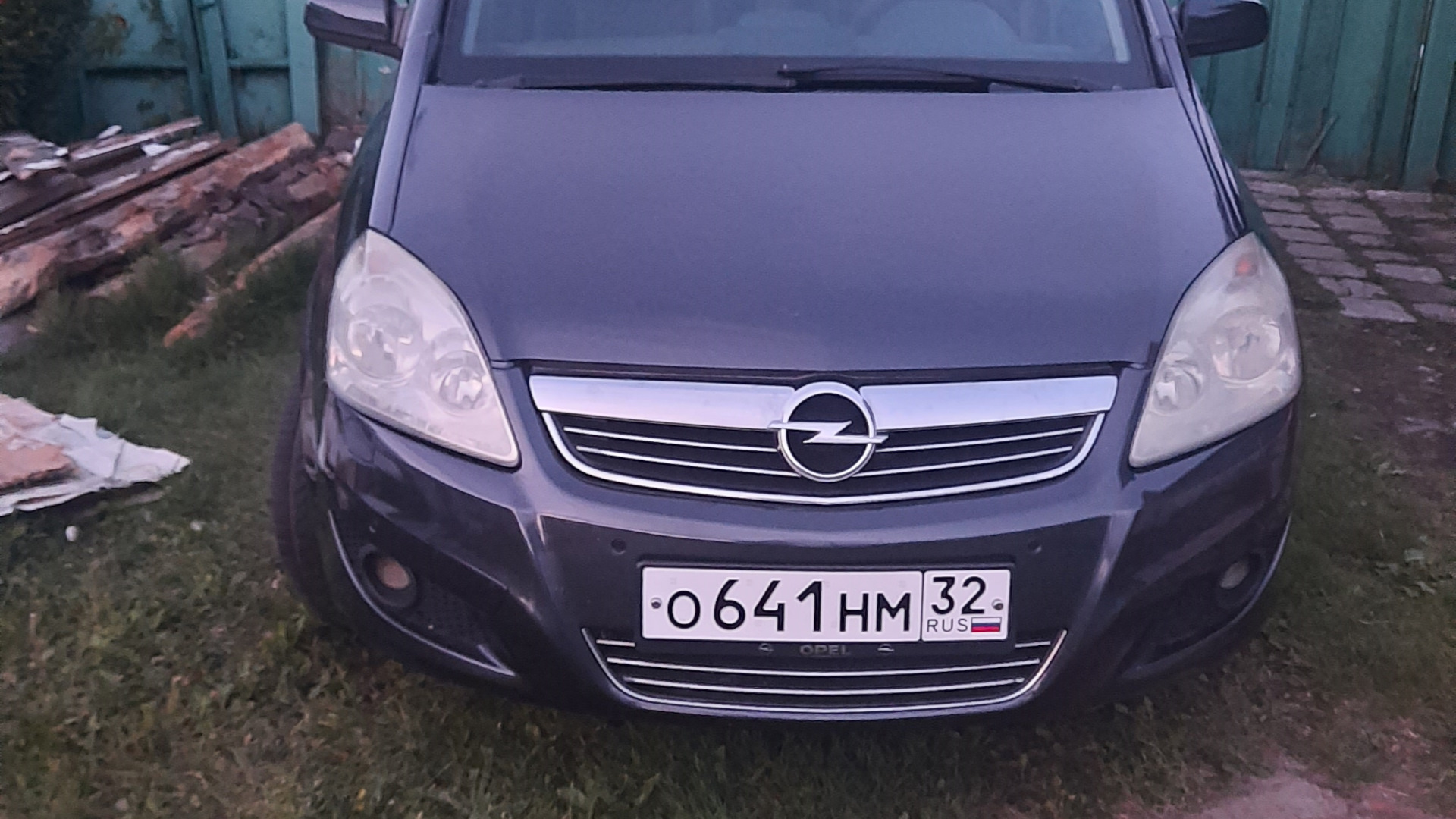 Opel Zafira B 1.7 дизельный 2008 | 1.7 CDTI на DRIVE2