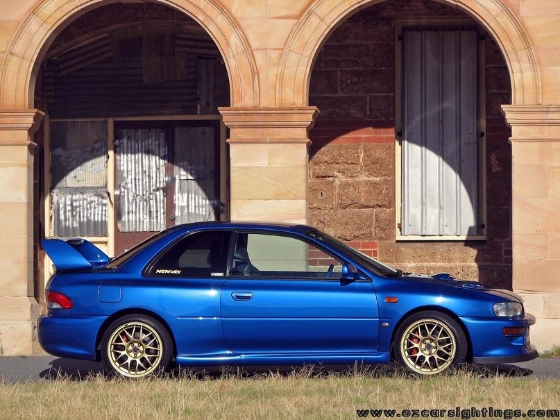 Subaru Impreza WRX STI 22b