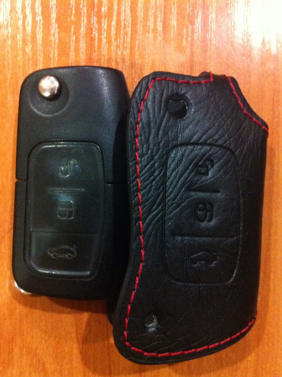 Чехол для ключа — Ford Focus Hatchback II, 1,8 л, 2009 года ...