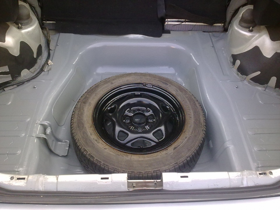 запасочка — Mitsubishi Carisma