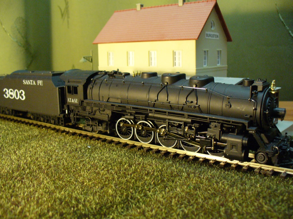 Scaletrainsclub com. Коллекция тепловозов.