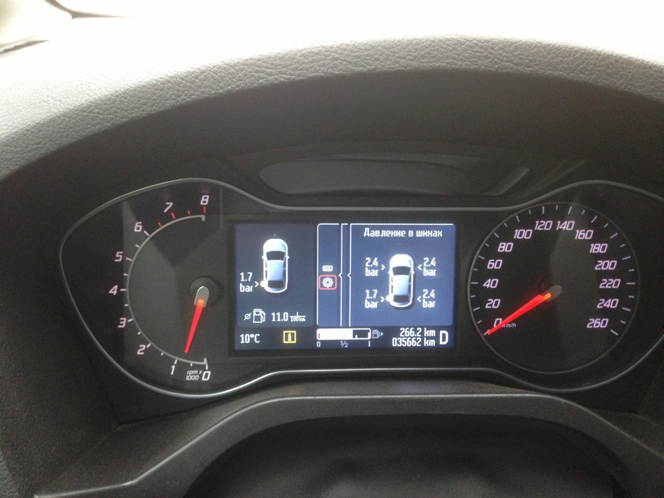 ремонт прокола колеса в полевых условиях — Ford S-Max (1G), 2 л, 2012 ...