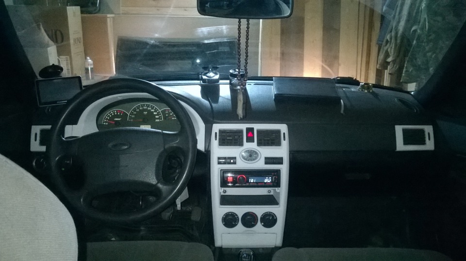 покраска консоли — Lada Приора седан, 1,6 л, 2008 года | стайлинг | DRIVE2