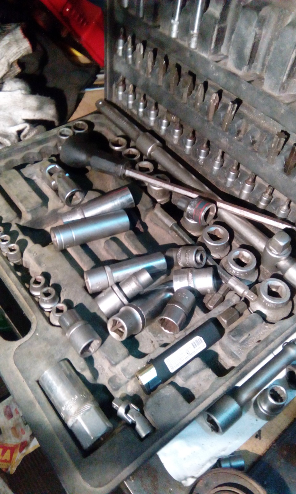 Можно ли в одно лицо впихнуть 2 литра чумотек в Опель Омега. Не знаю. 1 ...