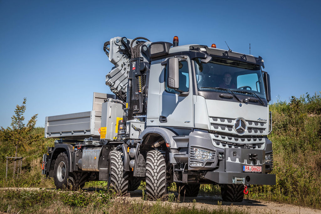 mercedes benz arocs