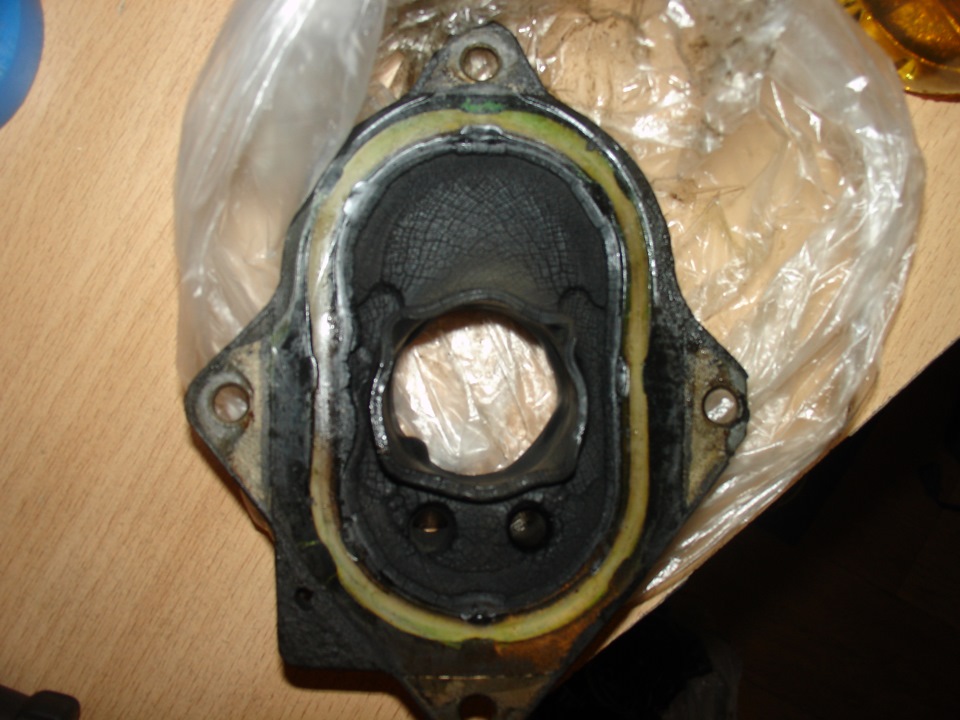 Прокладка под моновпрыск — Volkswagen Passat B3, 1,8 л, 1990 года ...