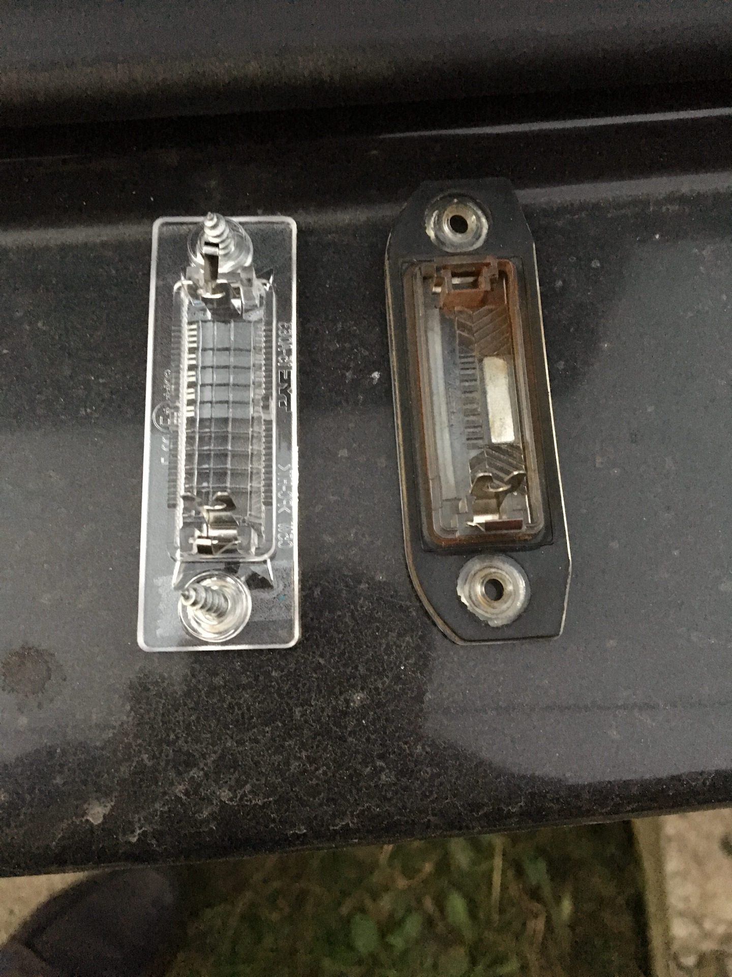 Фонарь освещения номерного знака на луаз 1302. Подсветка номера 2112. Разъем подсветки номера гольф 4. Фонарь задний подсветки номера урал. Лампочка подсветки номера ваз 2104.