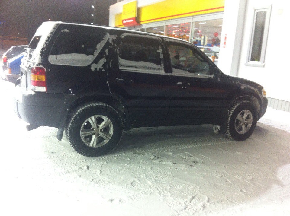 Фото в бортжурнале Ford Escape (1G)