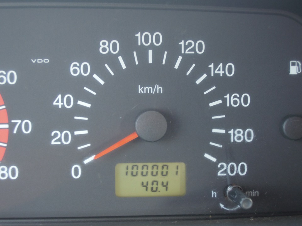 100000км — замена масла, фильтра и датчика уровня масла… — Lada 2115, 1 ...