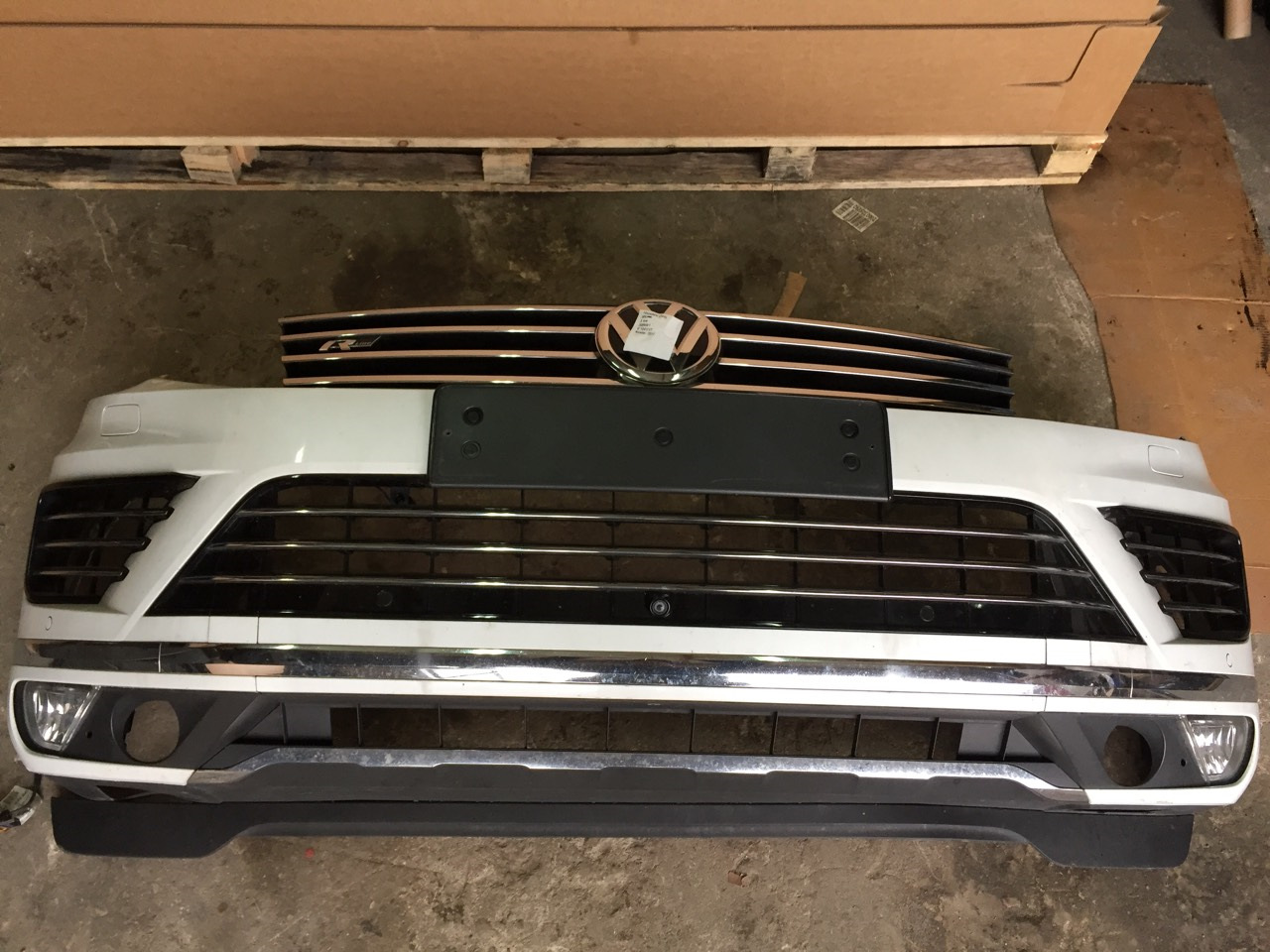 бампер туарег 2. бампер vw touareg nf 2015. бампер передний volkswagen touareg. передний бампер туарег 2008. бампер туарег.