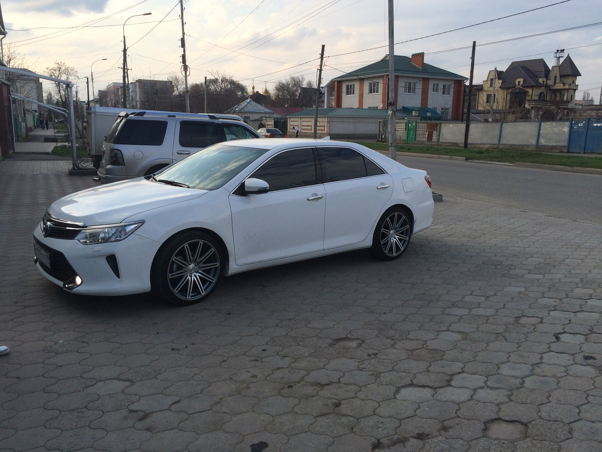 Камри 55 на 18 дисках фото 2 камри) - Toyota Camry (XV50), 3,5 л, 2015 года покатушки DRIVE2