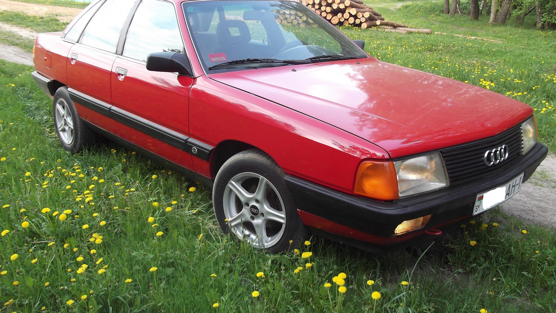 Купить ауди бу в белоруссии. Ауди 100 Старая модель фото желтая. Good buy Audi.