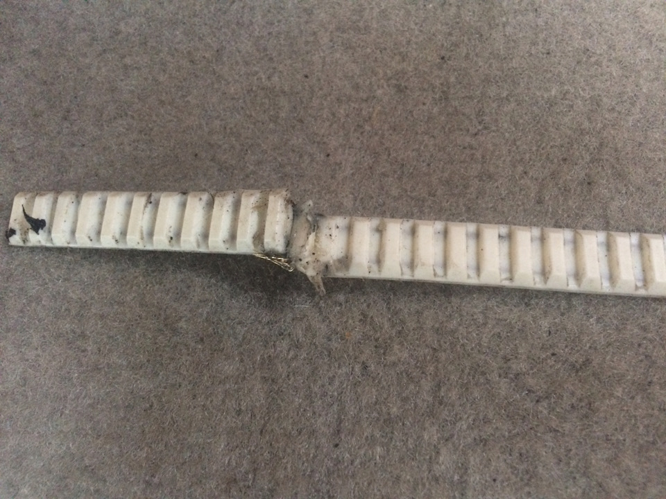 Порвался приводной ремень люка(( — Lexus RX (2G), 3,3 л, 2005 года ...