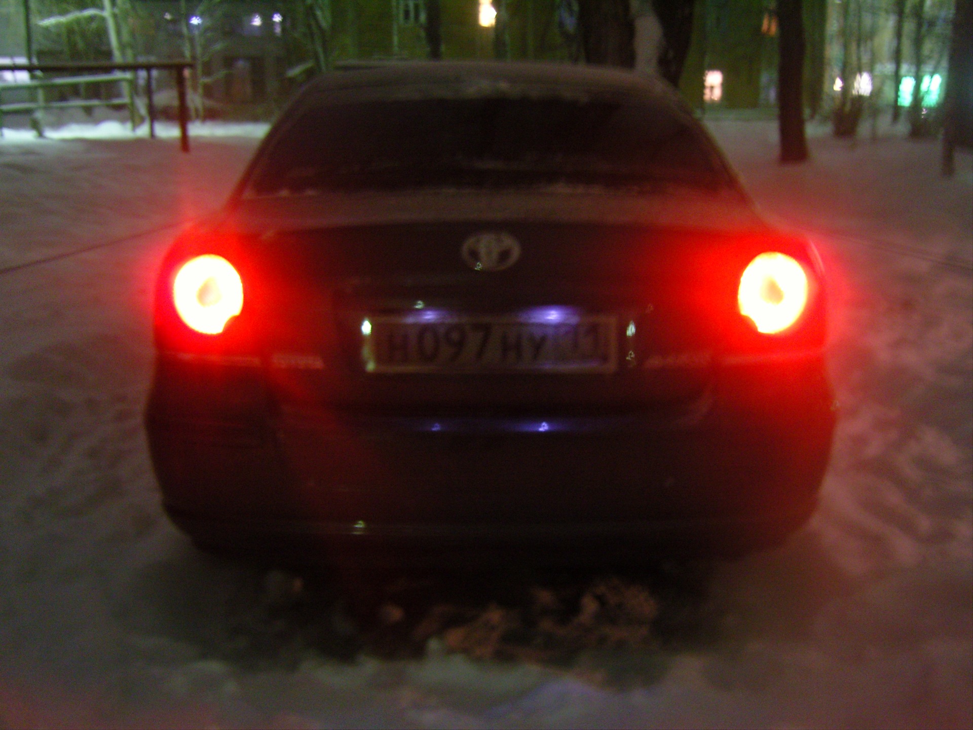 Rear headlights matt varnish - Toyota Avensis 20L 2008