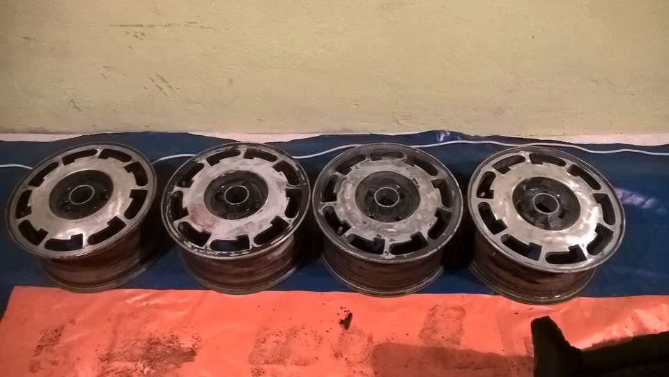 Диски Pirelli p-slots ч.2 или полирнуть. — Volkswagen Golf Mk1, 2 л ...