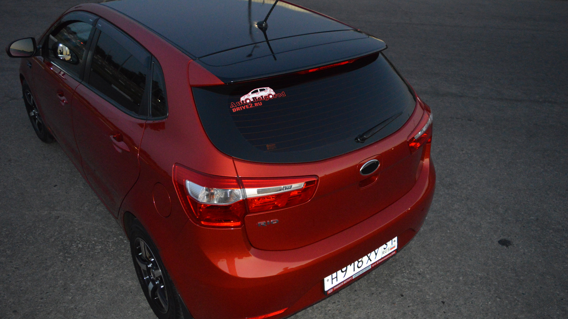 KIA Rio 5-door (3G) 1.4 бензиновый 2014 | Black in Red на DRIVE2