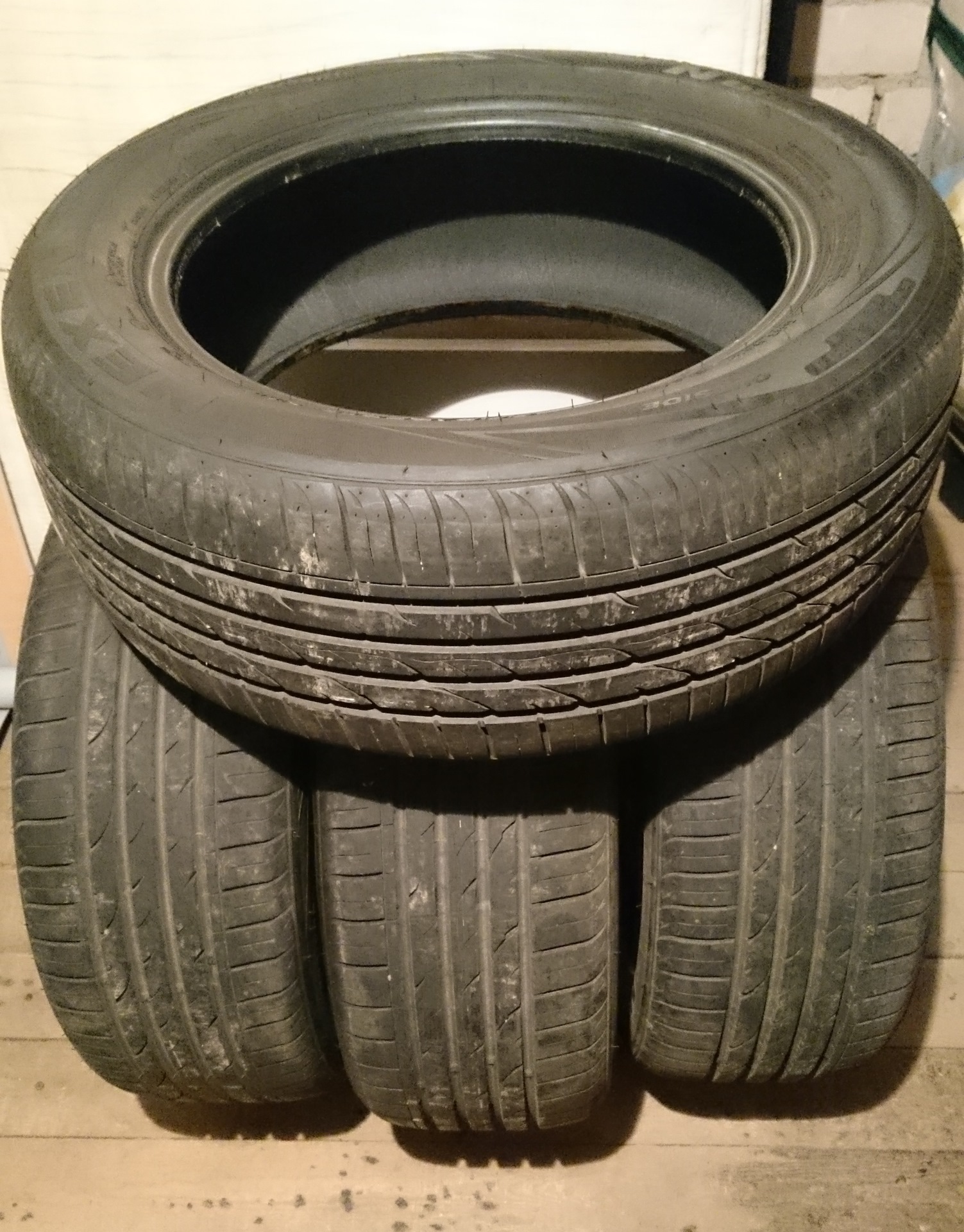 Nexen 205 55r16