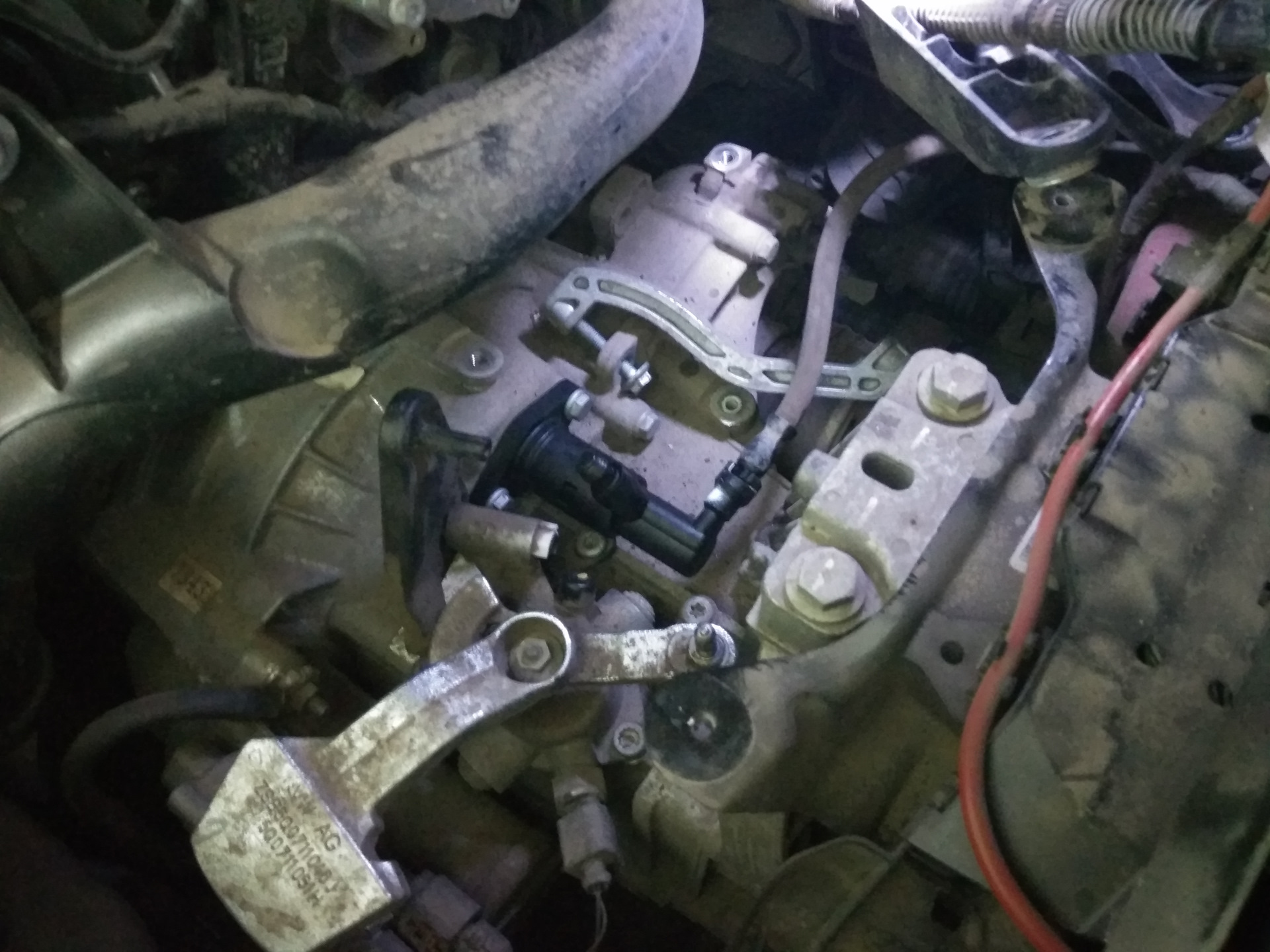 Шум/скрип педали сцепления. Часть 3. — Skoda Octavia A7 Mk3, 1,8 л ...