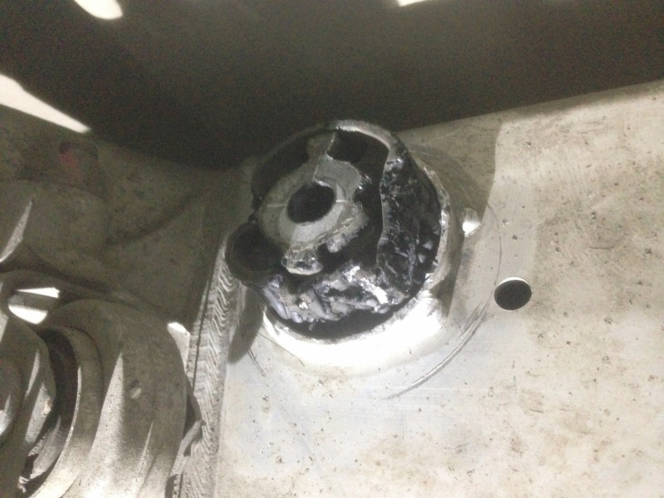 Фото в бортжурнале BMW 5 series (F10)