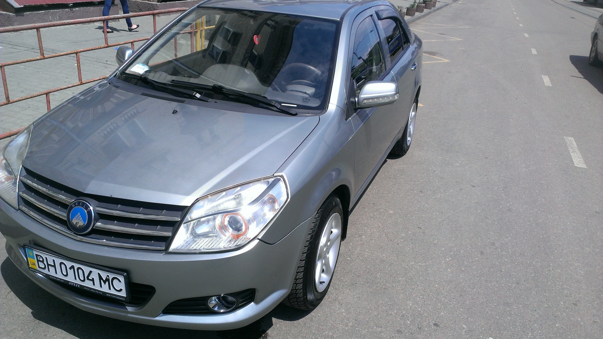 Geely MK 1.5 бензиновый 2011 | на DRIVE2