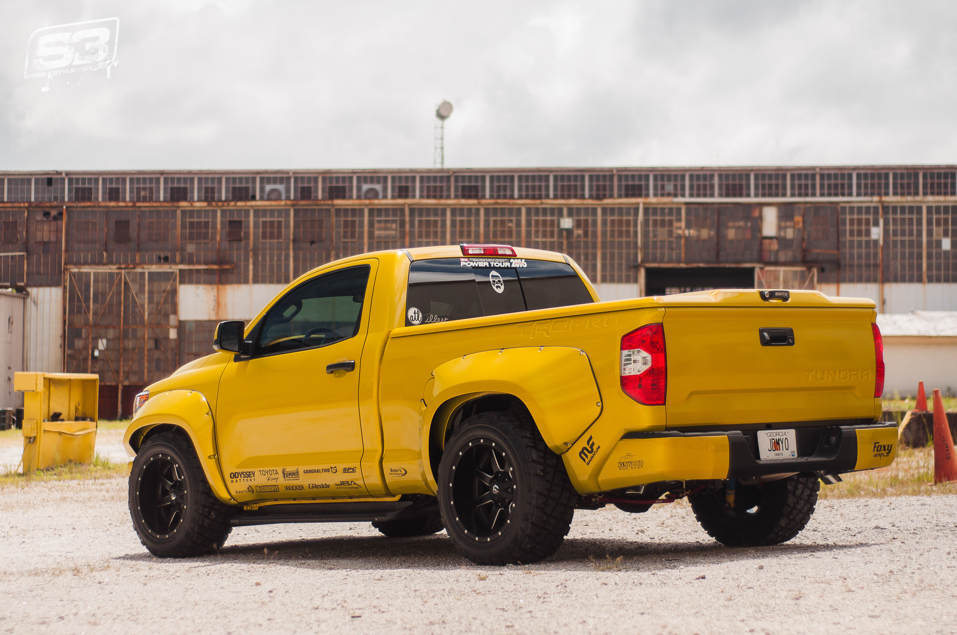 Toyota Tundra wide body