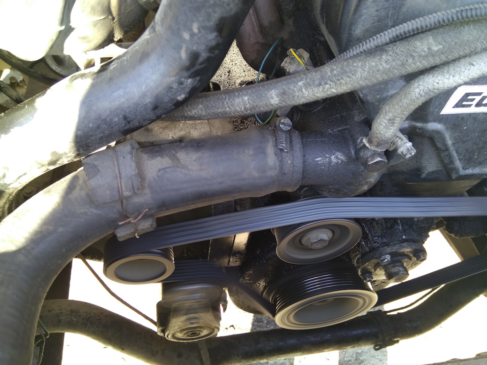 Ремень генератора в хлам — ГАЗ Газель, 2,1 л, 2007 года | поломка | DRIVE2