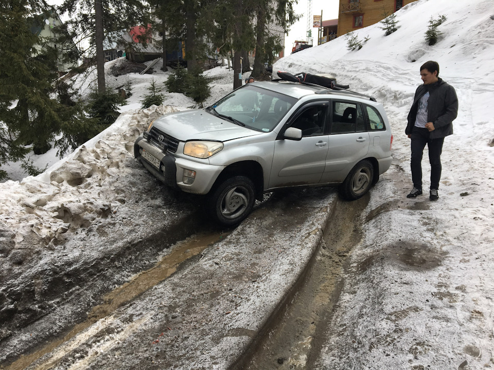 Фото в бортжурнале Toyota RAV4 (II)