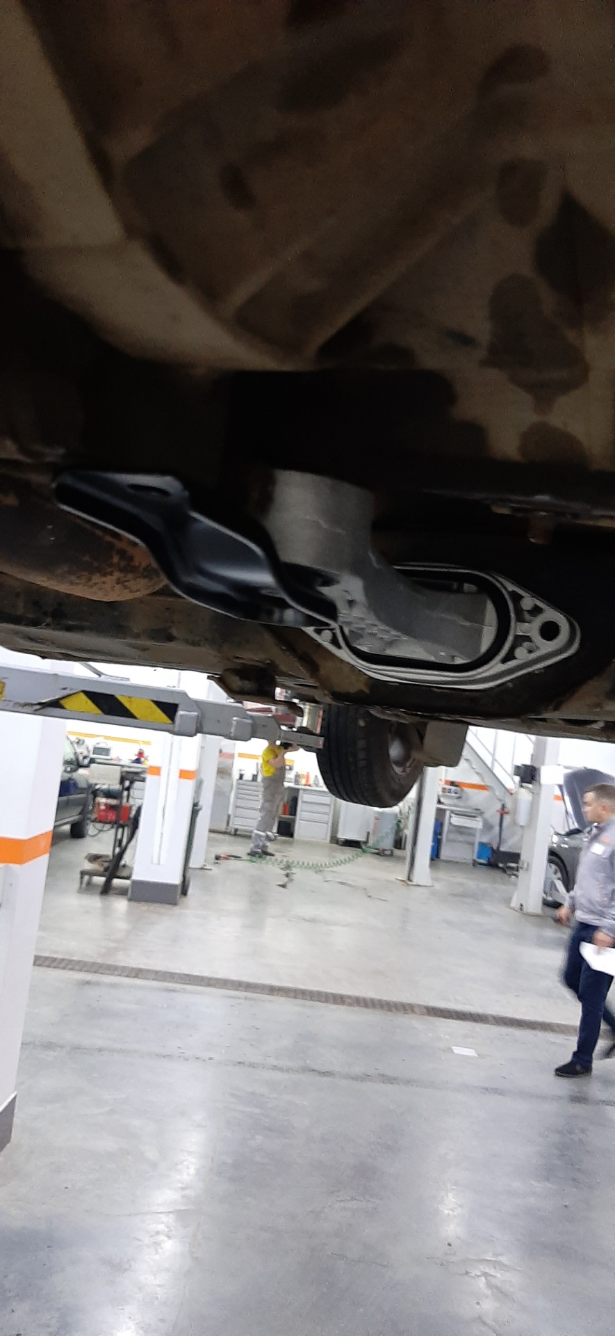 Нижняя опора кпп (подушка двигателя) — Skoda Octavia A4 Mk1, 1,4 л ...