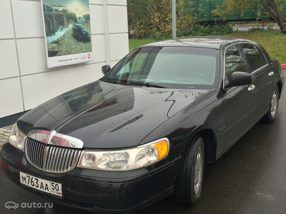 Lincoln town car iii. Смотреть фото Lincoln town car iii. Смотреть картинку Lincoln town car iii. Картинка про Lincoln town car iii. Фото Lincoln town car iii