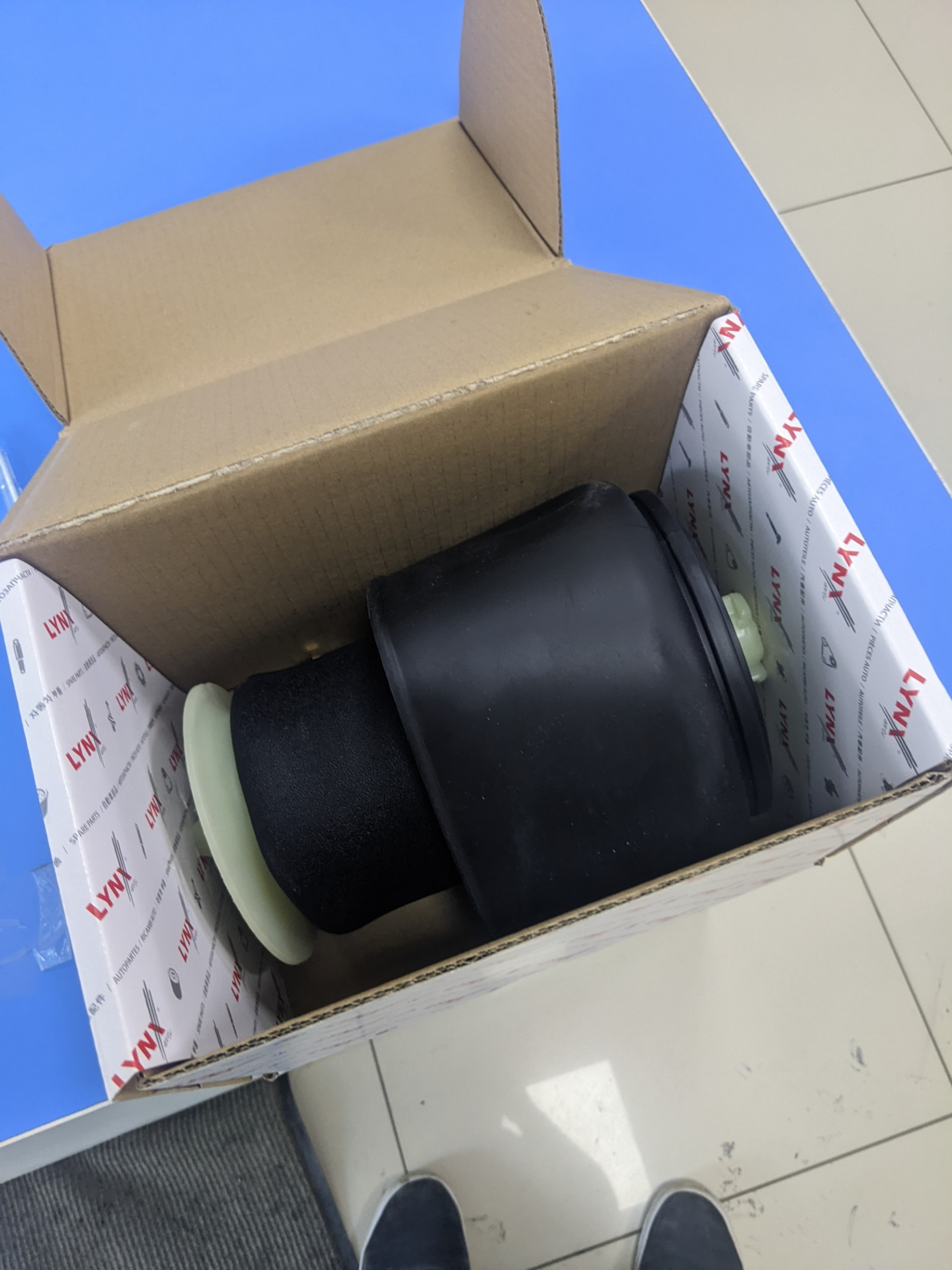 Небольшое ТО. Сайлент редуктора, муфта кардана, пневмоподушка, масло ...