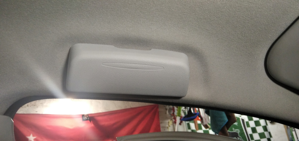Очечник в автомобиль — Nissan Qashqai (1G), 1,6 л, 2013 года ...