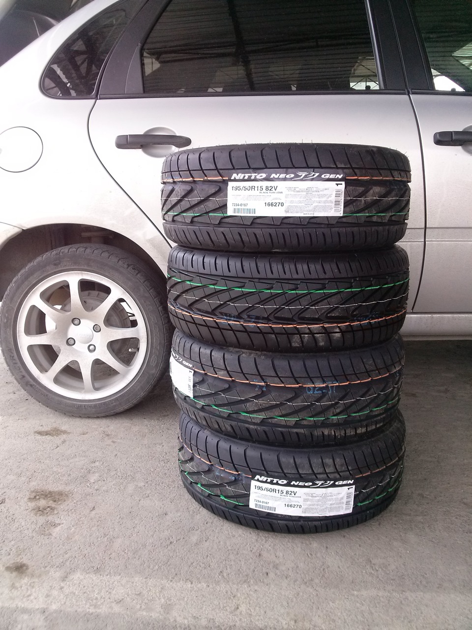 Новые калоши NITTO Neo Gen 195/50 R15 — Lada Калина седан, 1,6 л, 2010 года  | шины | DRIVE2