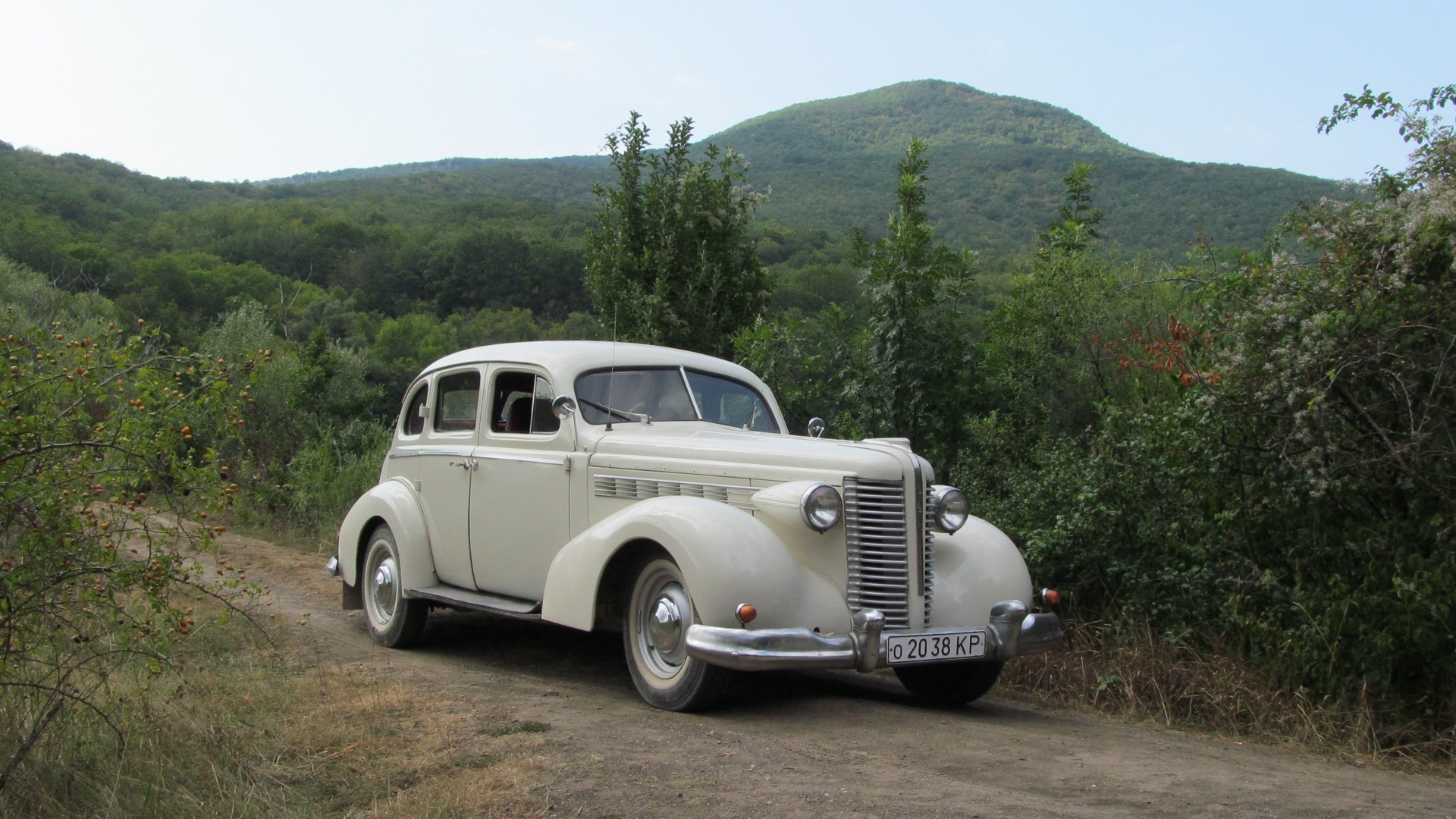 Buick y job 1938